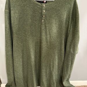 Canada Weather Gear Green Henley Shirt